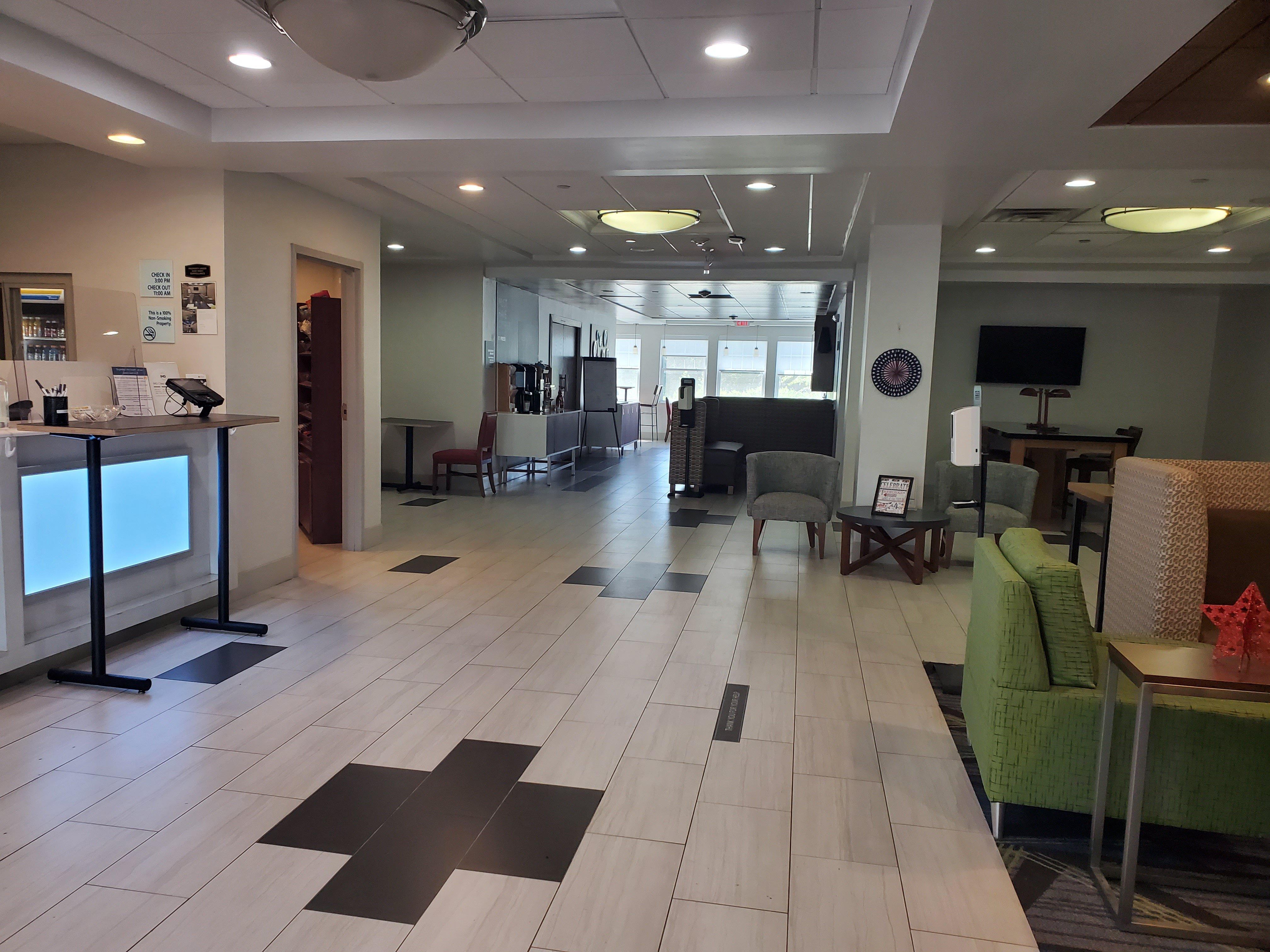 Holiday Inn Express Hotel & Suites Rochester By Ihg Exterior foto
