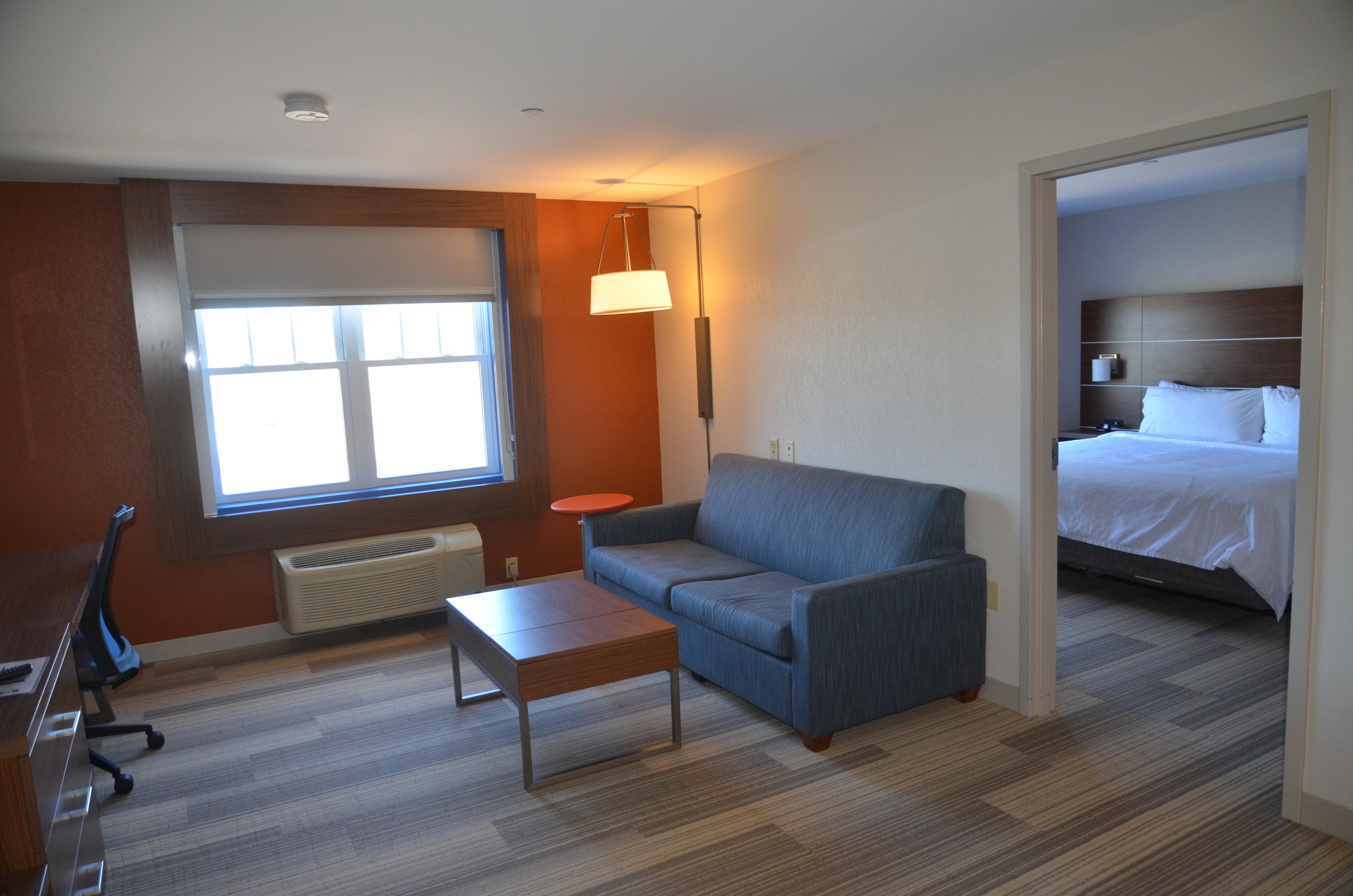 Holiday Inn Express Hotel & Suites Rochester By Ihg Exterior foto